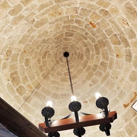 Antico Trullo Immerso Nella Campagna Alberobello Exterior foto