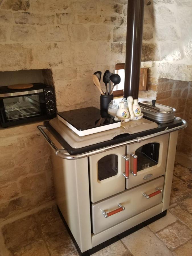 Antico Trullo Immerso Nella Campagna Alberobello Exterior foto
